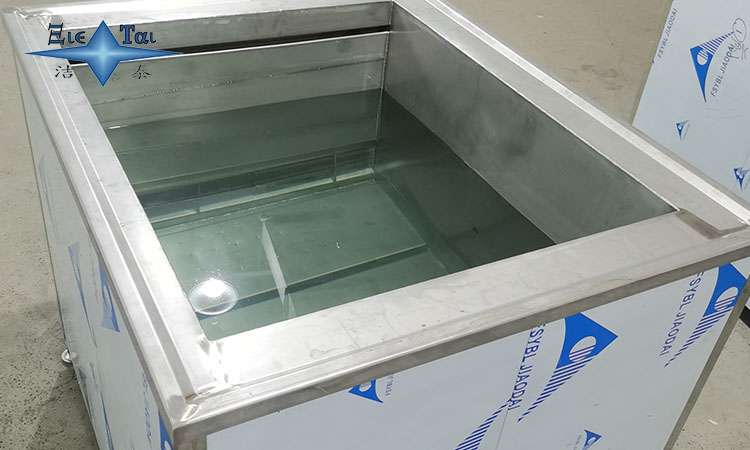 超聲波清洗機的藥水成分解析：分類、特點與應(yīng)用